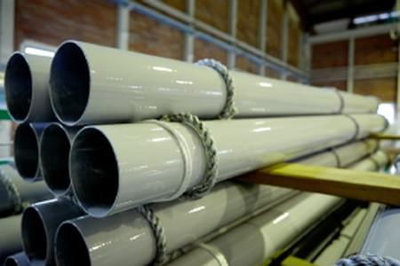 通信鋼管柱の粉体塗装事例