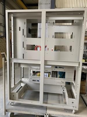 制御盤の粉体塗装事例